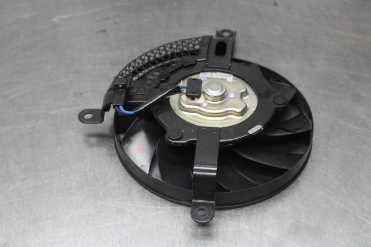 15-26 SUZUKI GSXR600 ENGINE RADIATOR COOLING FAN BB888