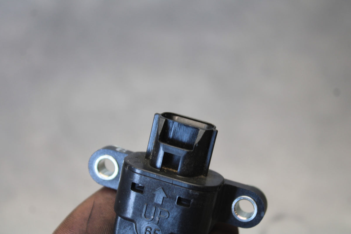 24-25 KAWASAKI NINJA 500 ABS TIP OVER BANK ANGLE CRASH SENSOR SWITCH  BB899
