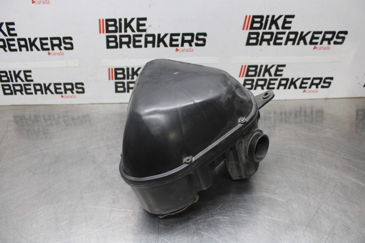 03-04 YAMAHA YZF R6 AIRBOX AIR INTAKE FILTER BOX BB890