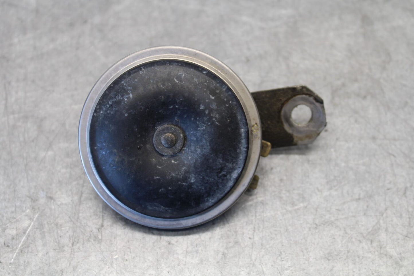 05-06 SUZUKI GSXR1000 HORN SIGNAL 38501-23E11 BB663