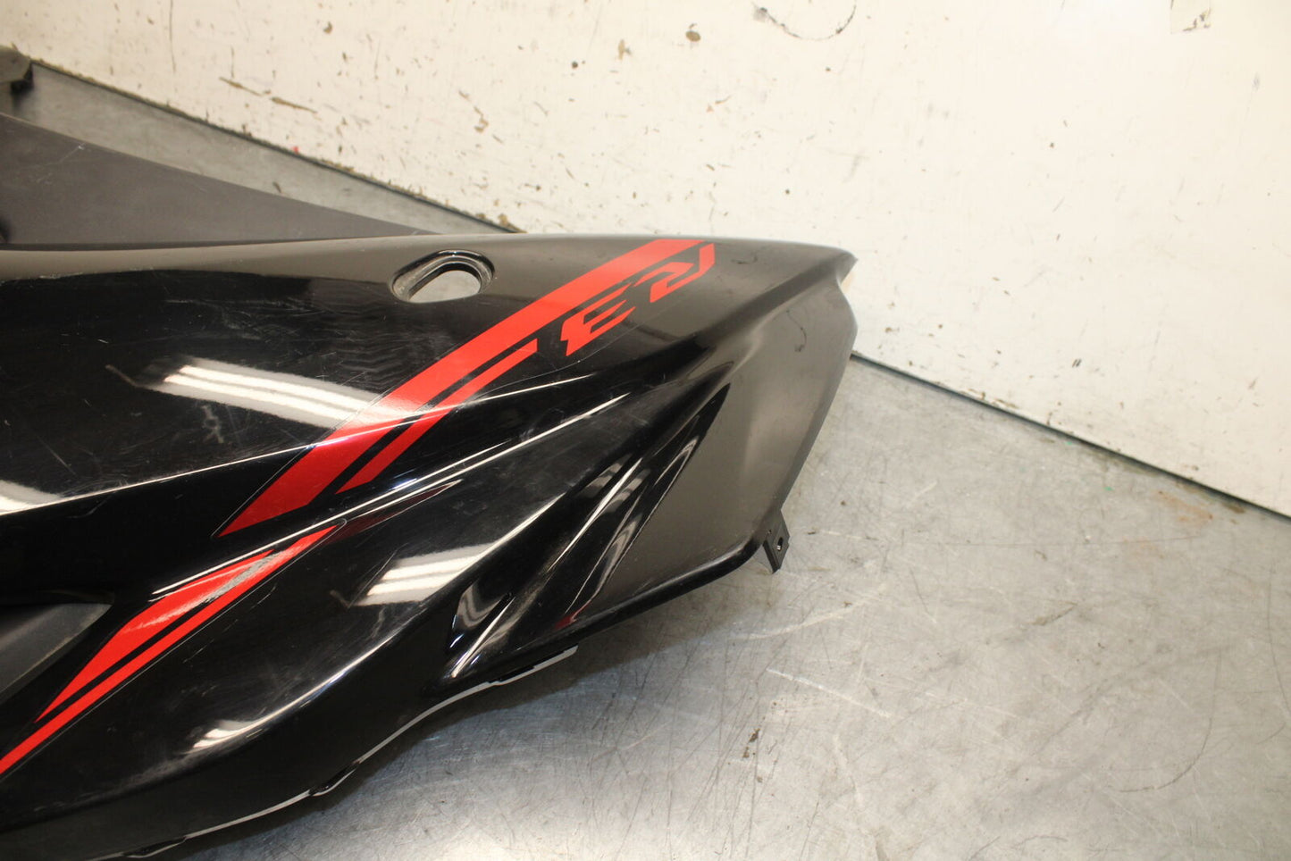 15-17 YAMAHA YZF R3 LEFT LOWER MID UPPER SIDE FAIRING COWL BB526