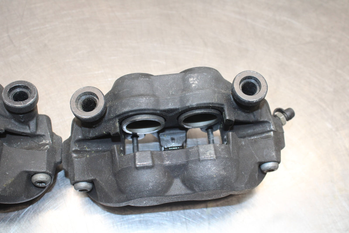 11-15 KAWASAKI NINJA ZX10R FRONT BRAKE CALIPER SET PAIR CALIPERS BB840