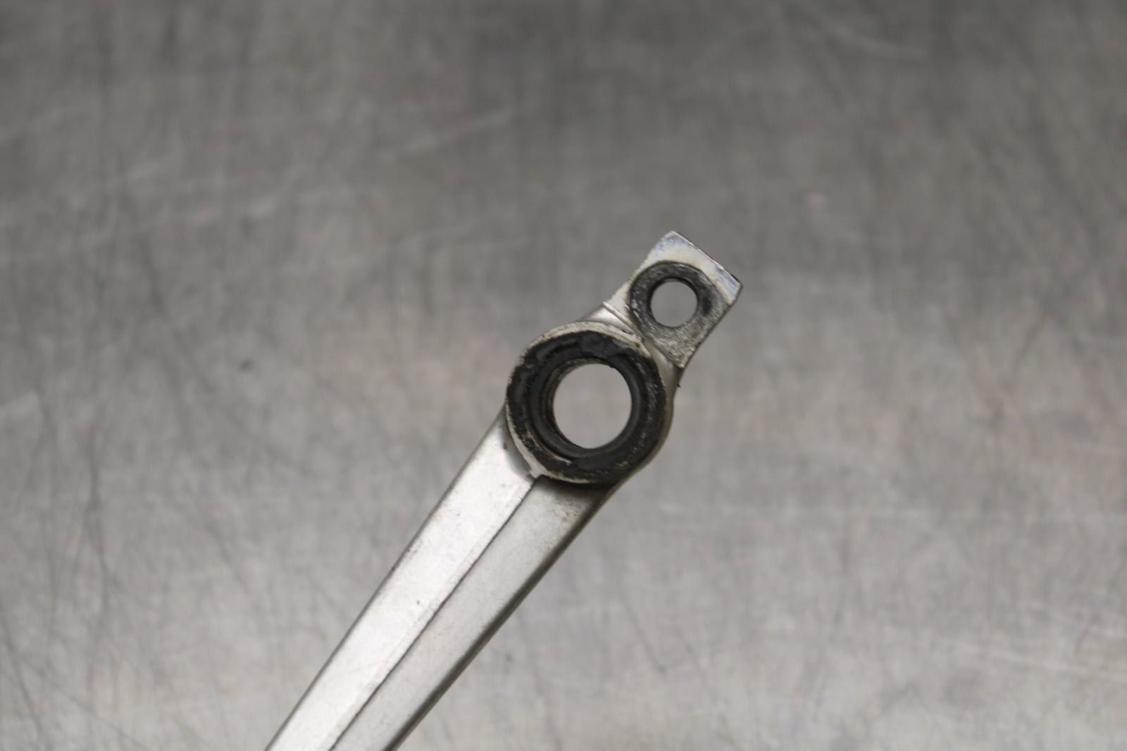 04-05 KAWASAKI NINJA ZX10R RIGHT REARSET BRAKE FOOT PEDAL BB163