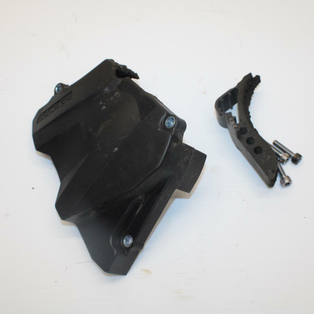 05 YAMAHA YZF R6S ENGINE SPROCKET COVER BB234