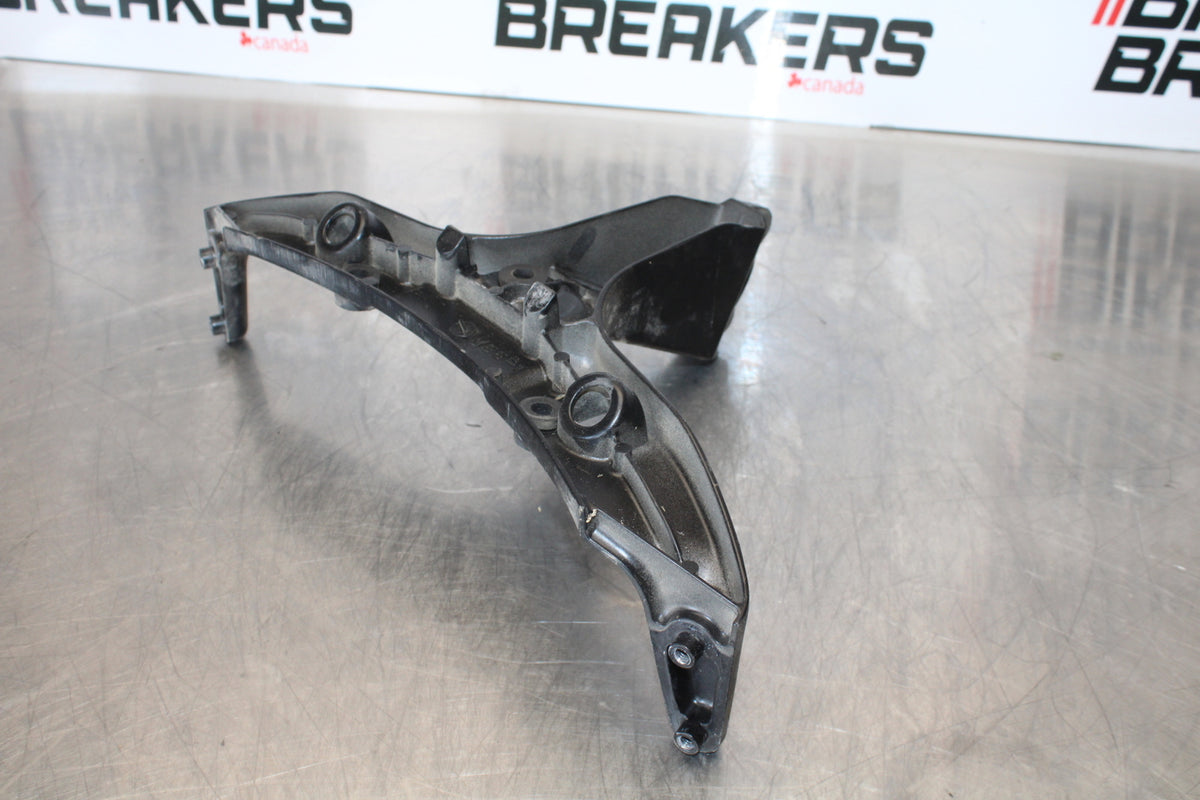 05-06 HONDA CBR600RR OEM UPPER FAIRING MIRROR GAUGES STAY BRACKET BB159