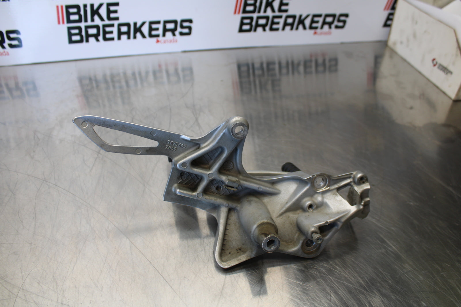 06-12 BMW F800ST LEFT REARSET REAR SET FOOT PEG W SHIFTER BB144