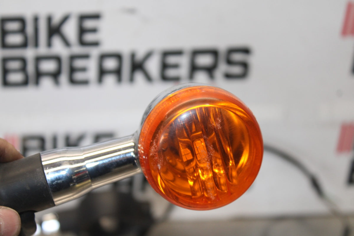 07 SUZUKI BOULEVARD M50 FRONT LEFT RIGHT TURN SIGNALS LIGHT INDICATORS BB897