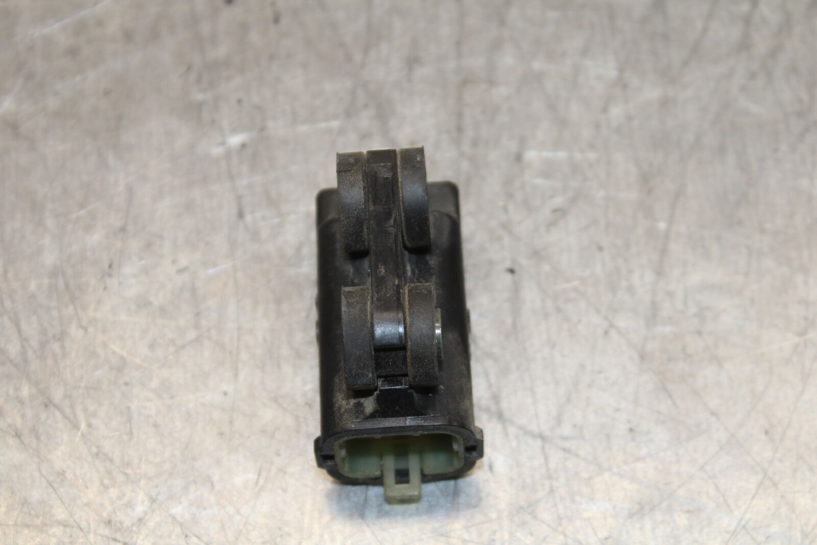 06 YAMAHA YZF R6 TIP OVER BANK ANGLE CRASH SENSOR SWITCH  5PS-82576-01-00 BB716