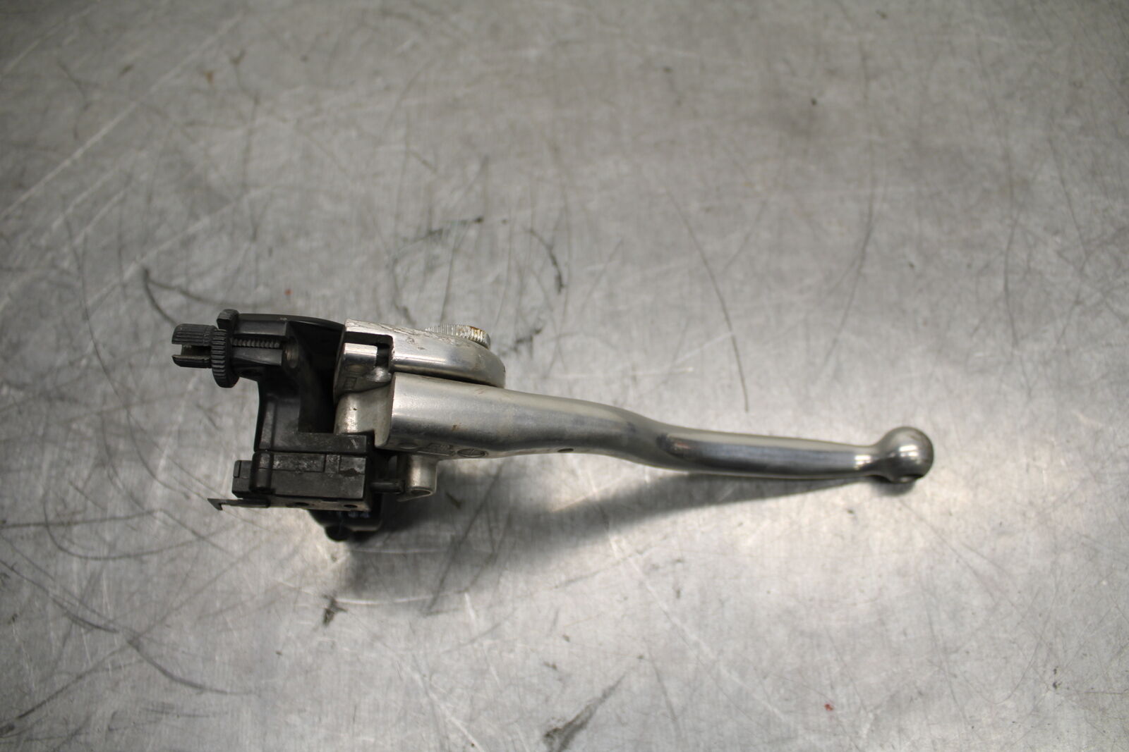 12-17 KAWASAKI ER-6N Z650 CLUTCH PERCH MOUNT WITH LEVER  BB709