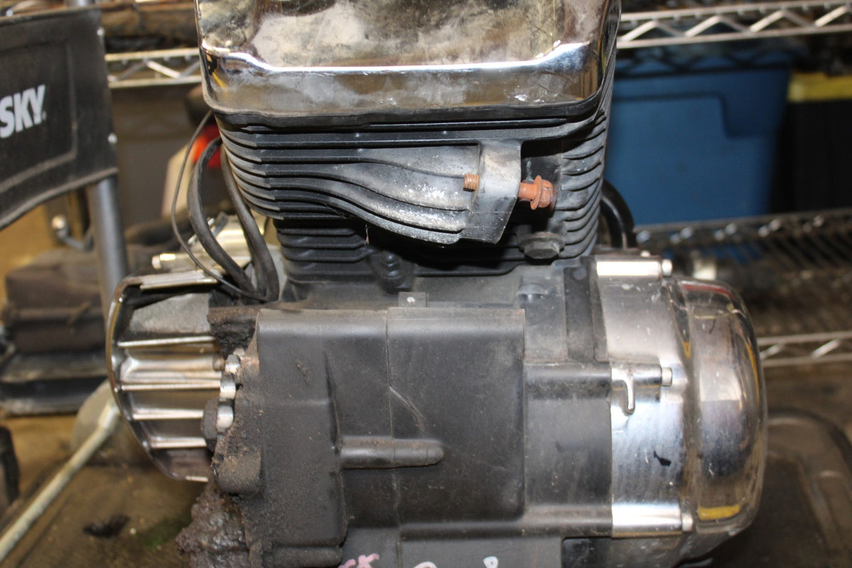 02 KAWASAKI VULCAN 800 VN800B CLASSIC ENGINE MOTOR BB862