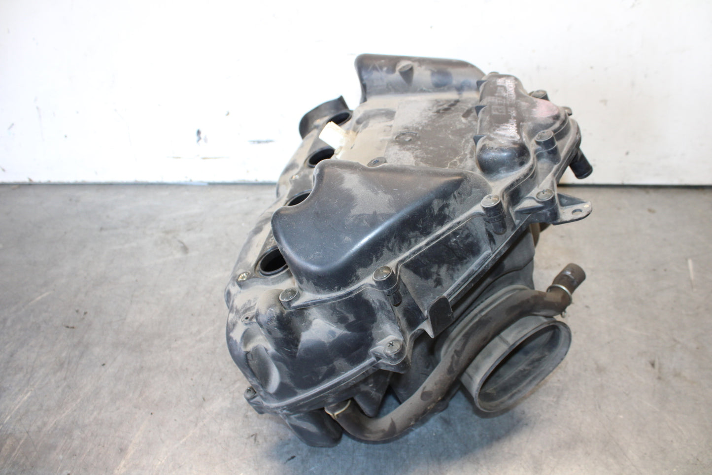 03-04 HONDA CBR600RR AIRBOX AIR INTAKE FILTER 17221-MEE-D00 17232-MEE-000 BB661