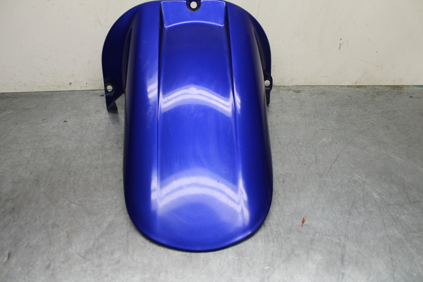 00-01 YAMAHA YZF R1 REAR BACK WHEEL TIRE HUGGER FENDER BB755