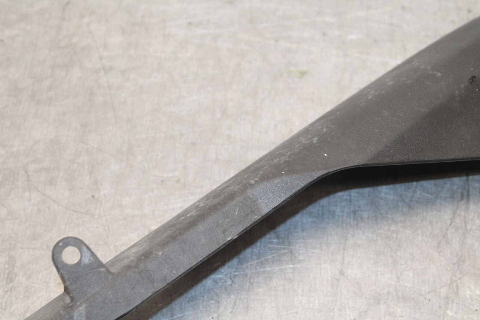 09-12 KAWASAKI NINJA ZX6R REAR BACK DRIVE CHAIN GUARD COVER SHIELD BB698