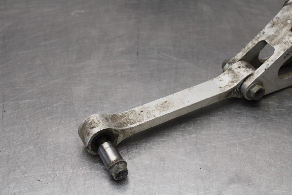 03 YAMAHA YZF R1 REAR DOGBONE SHOCK LINKAGE LINK BB895