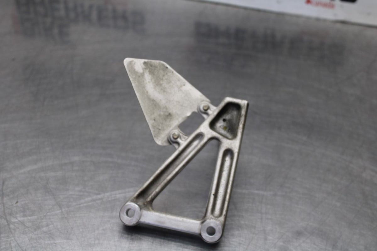 05 DUCATI SUPERSPORT 800 RIGHT REARSET REAR SET DRIVER FOOT PEG REST STOP BB913