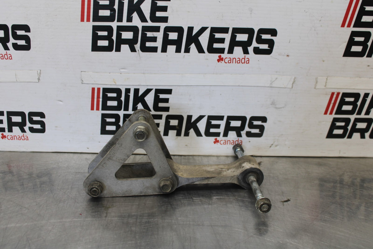 00-01 HONDA CBR929RR REAR DOGBONE SHOCK LINKAGE LINK BB925