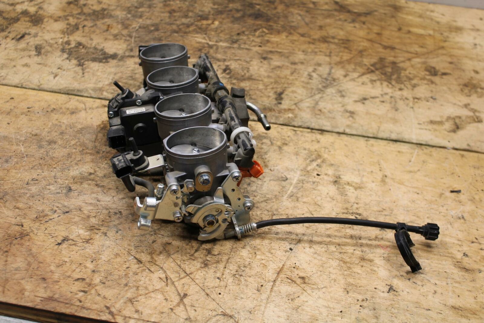 13-18 KAWASAKI NINJA ZX6R MAIN FUEL INJECTORS / THROTTLE BODIES BB342