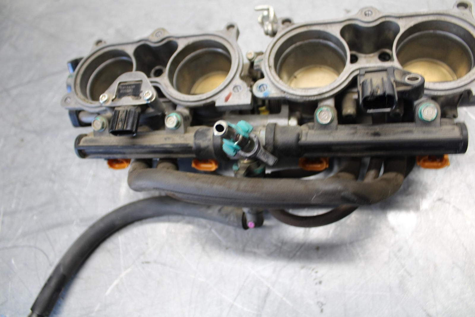 09-12 HONDA CBR600RR MAIN FUEL INJECTORS / THROTTLE BODIES BB450
