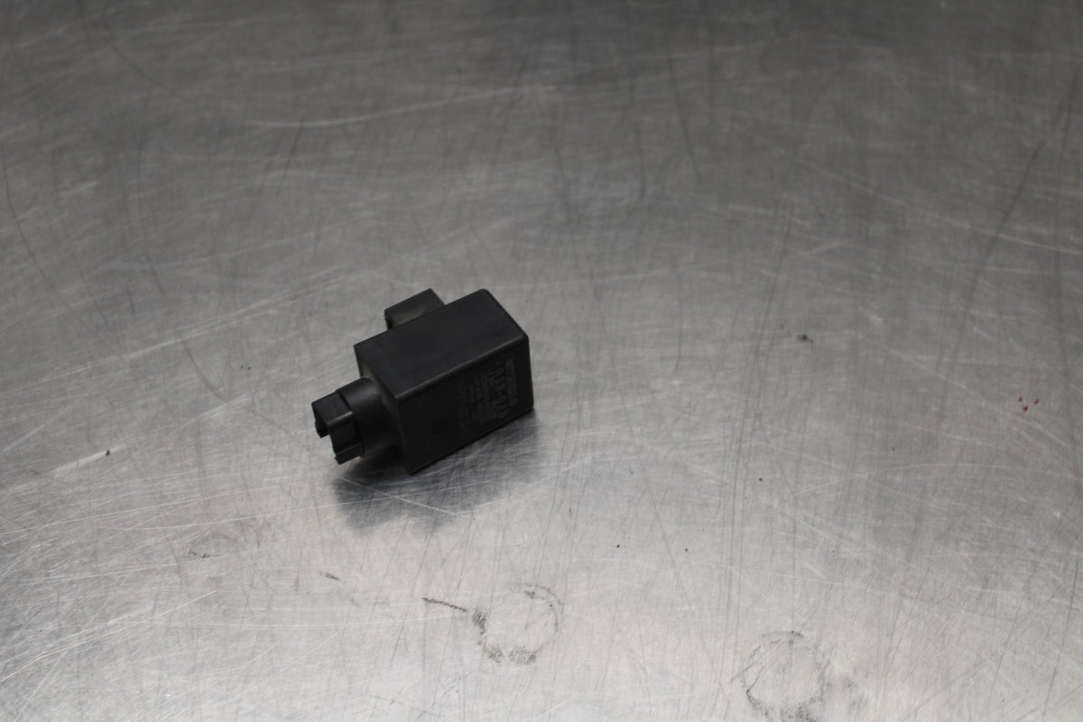 18 HONDA CB500F TURN SIGNAL BLINKER RELAY FLASHER SWITCH BB861