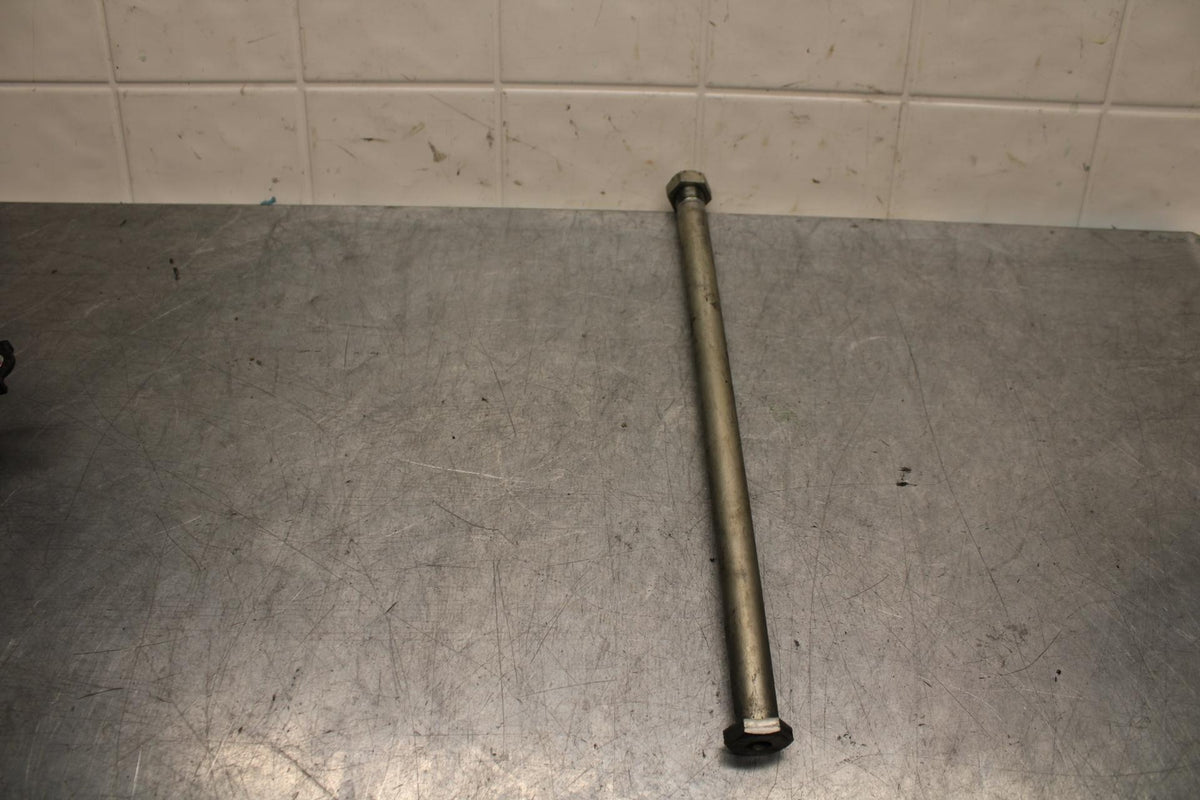 22-23 YAMAHA YZF R7 REAR BACK SWINGARM BOLT SUSPENSION PIVOT AXLE BB583