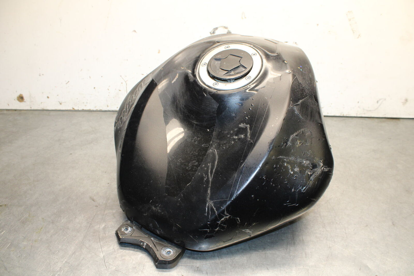 13-17 KAWASAKI NINJA ZX6R ZX636E GAS TANK FUEL CELL PETROL RESERVOIR BB735