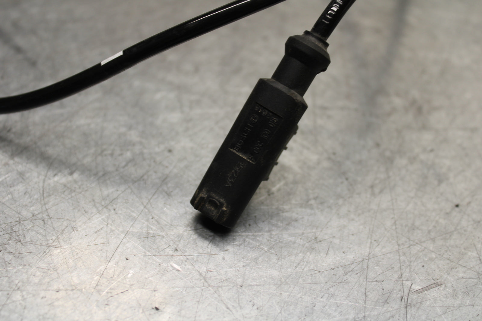 16 KAWASAKI NINJA ZX10R FRONT ABS BRAKE SENSOR 21176-0813 BB650