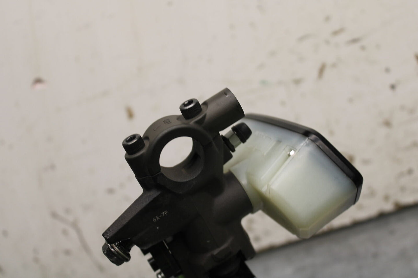 12-13 KAWASAKI Z1000 FRONT BRAKE MASTER CYLINDER w/ LEVER BB743