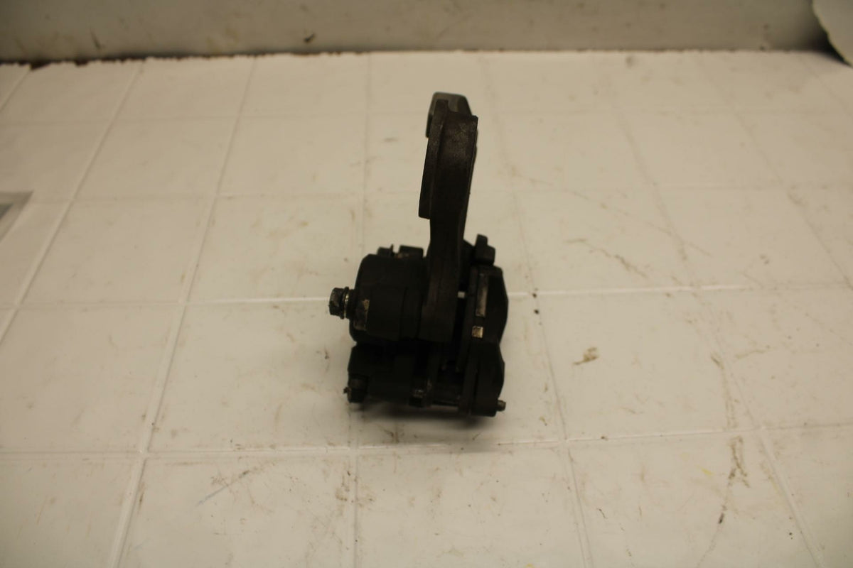 08-16 YAMAHA YZF R6 REAR BACK BRAKE CALIPER W MOUNT BRACKET BB406