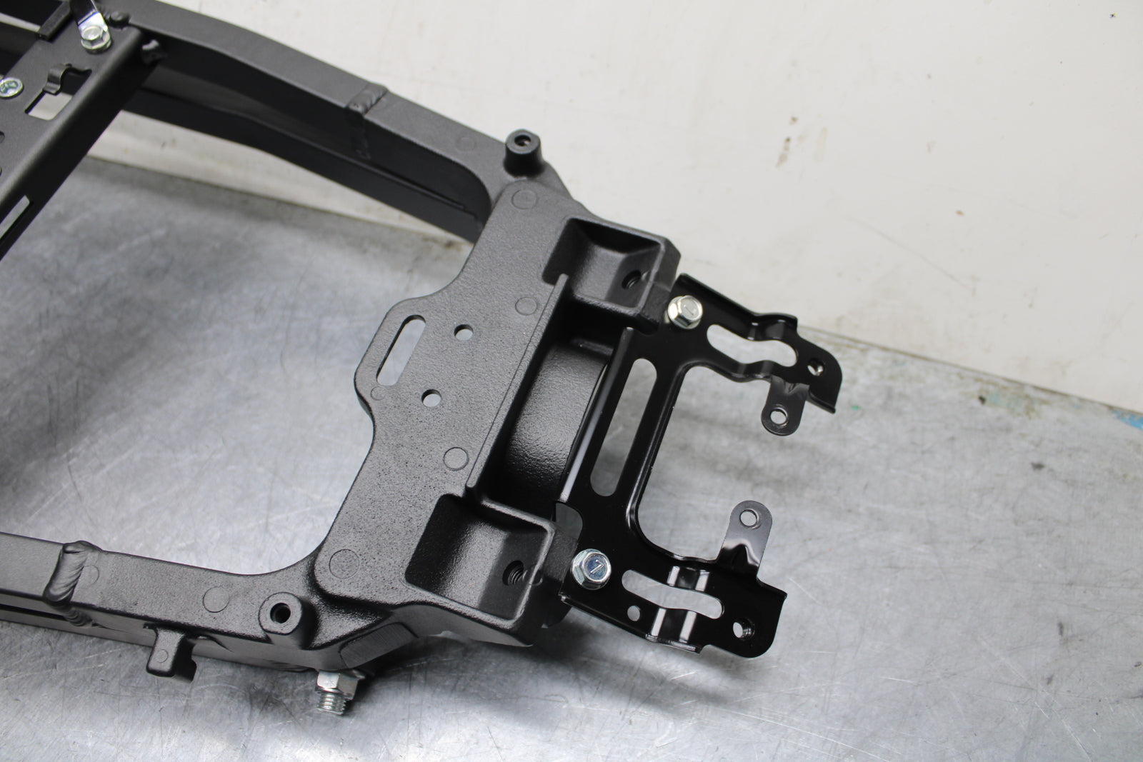 12-25 KAWASAKI NINJA ZX14R NEW!! REAR SUBFRAME BACK SUB FRAME BB757