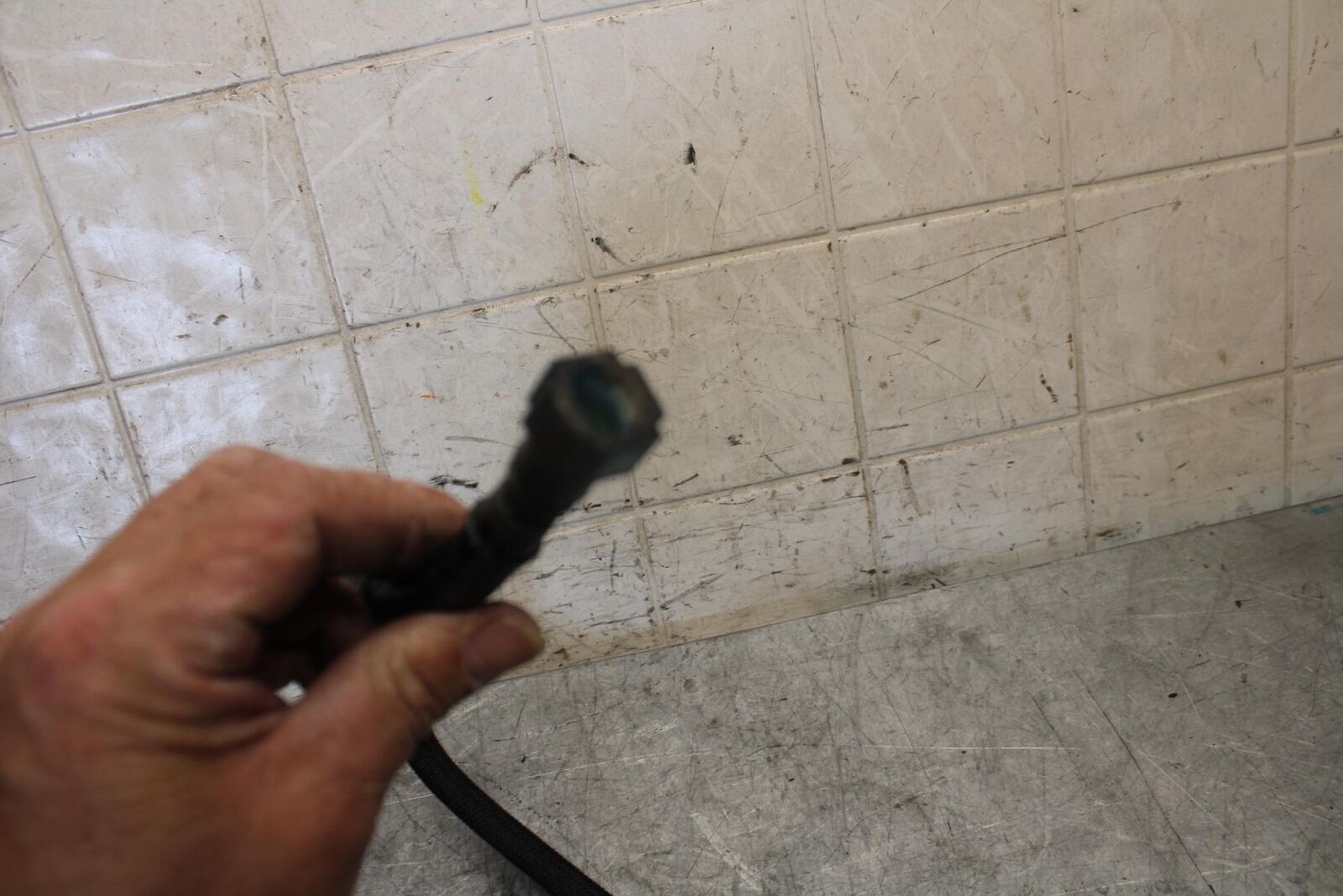 2015 Yamaha FZ09 FUEL HOSE GAS LINE TUBE PIPE BB535