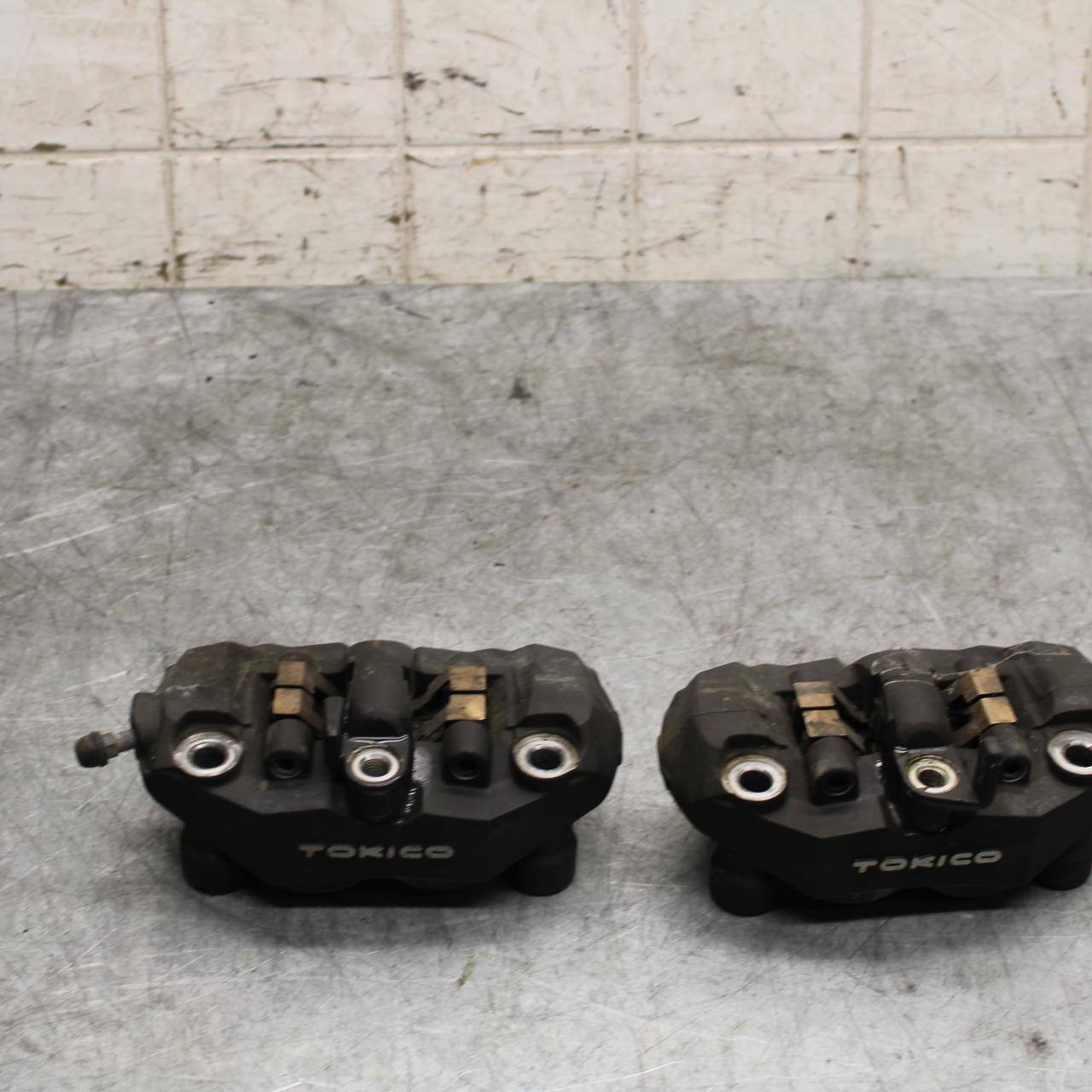 06-07 SUZUKI GSXR600 750 RIGHT LEFT FRONT BRAKE CALIPER SET PAIR CALIPERS BB543B