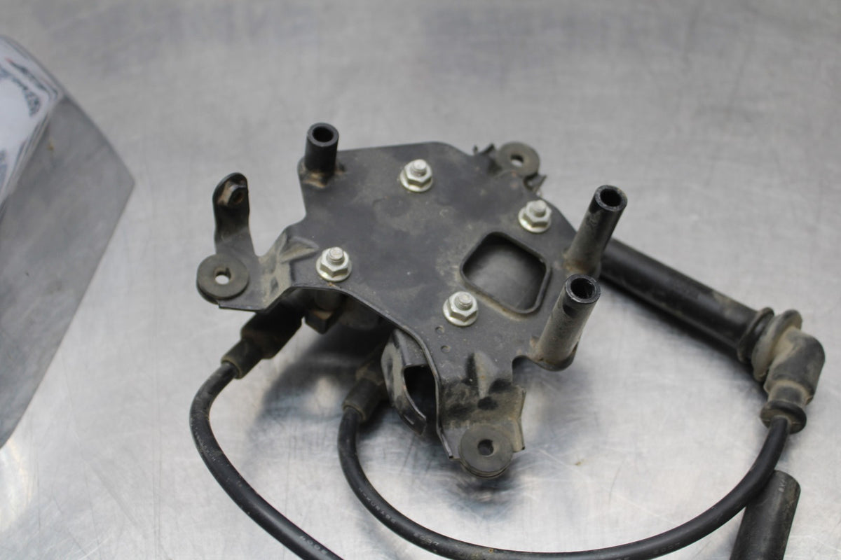 08 KAWASAKI VULCAN 900 IGNITION COILS & COVER BB184