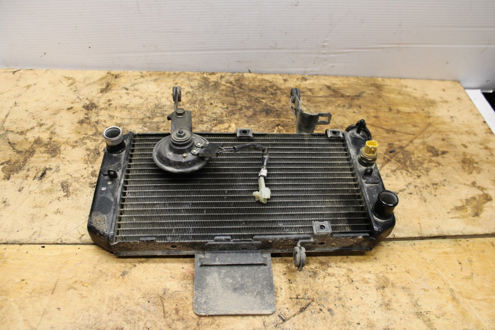 07-11 SUZUKI VSTROM 650 ENGINE RADIATOR MOTOR COOLER COOLING RADIATER BB340