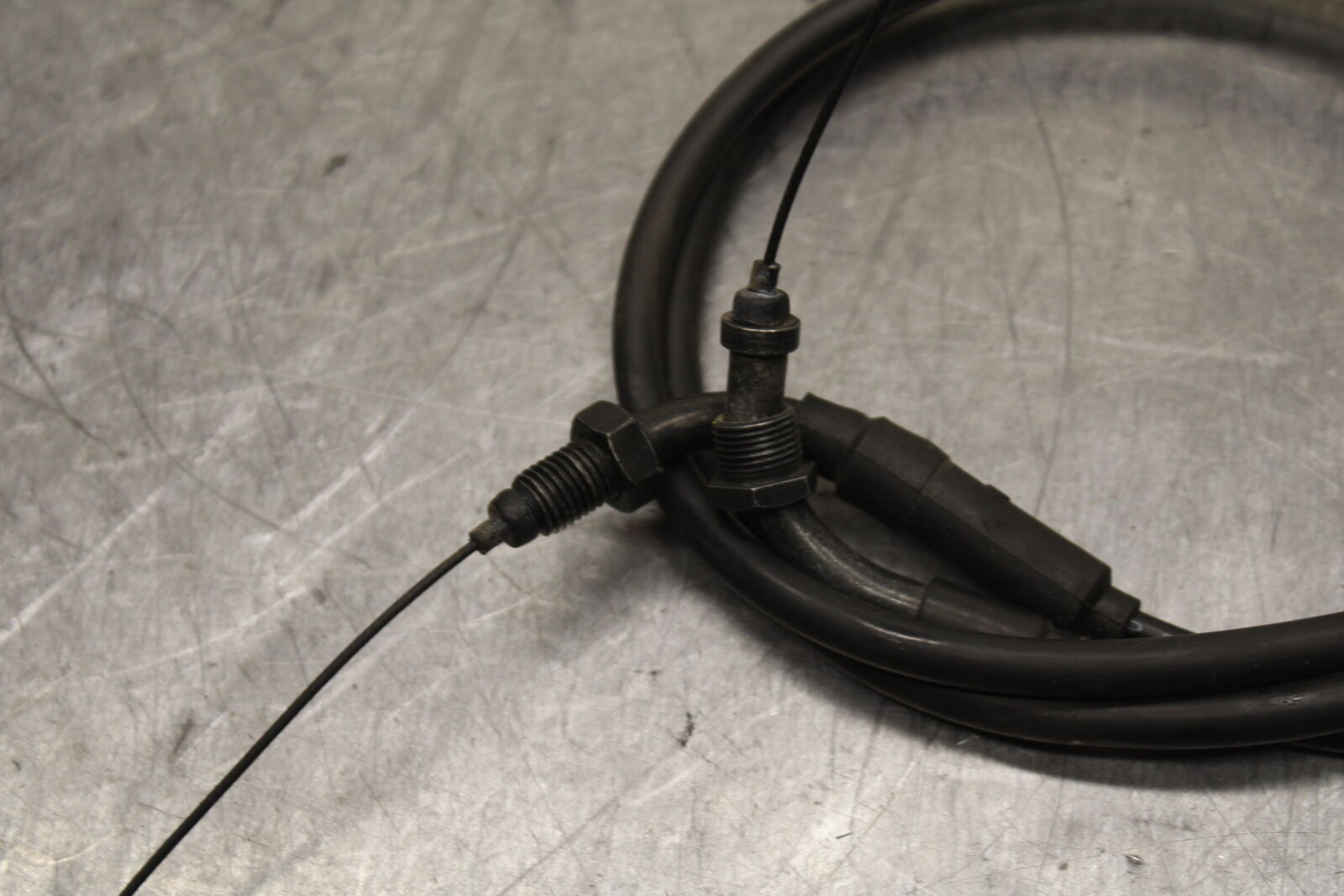 15-16 HONDA CB300F THROTTLE CABLES LINES BB740