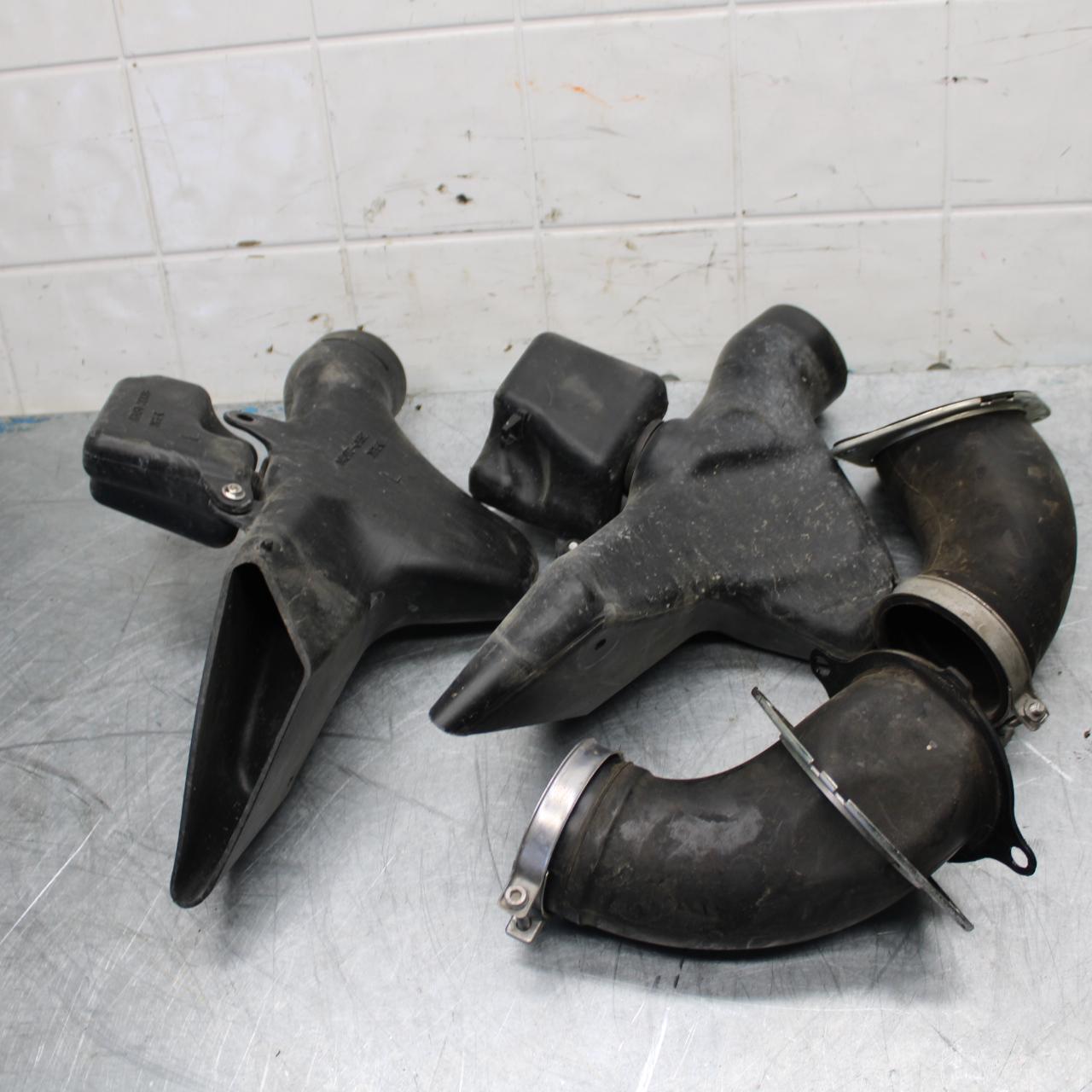 07-08 KAWASAKI CONCOURS 1400 ABS RIGHT LEFT AIR INTAKE DUCTS BB449