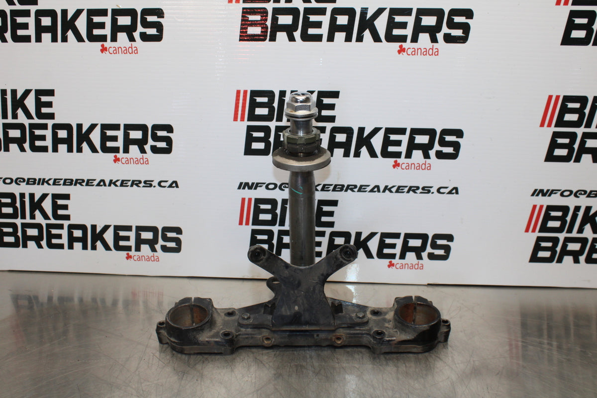 04 YAMAHA ROAD STAR XV1700A FRONT FORKS CLAMP LOWER TRIPLE TREE STEM BB155