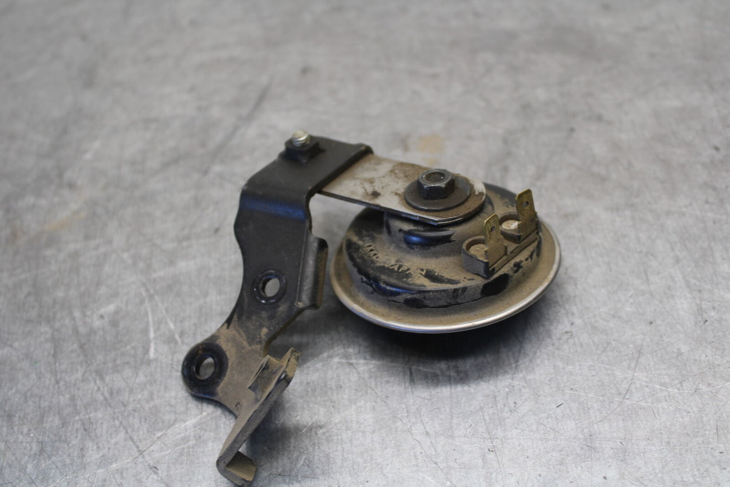 09-14 YAMAHA YZF R1 HORN SIGNAL 14B-83371-00-00 BB696