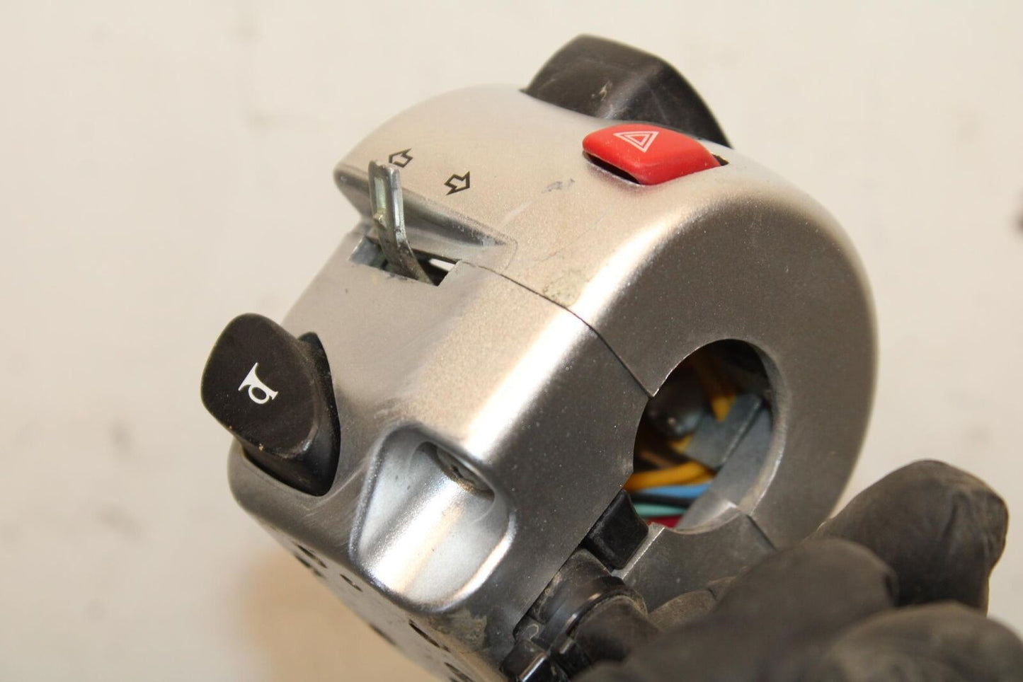 2013 Suzuki Boulevard C50T LEFT CLIP ON HANDLE HORN SIGNALS SWITCH  BB625