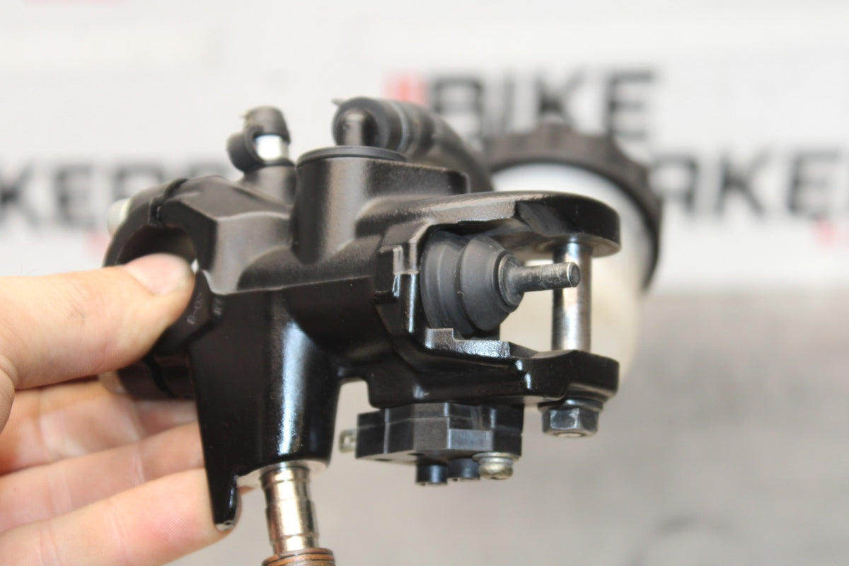 08 KAWASAKI NINJA ZX10R FRONT BRAKE MASTER CYLINDER BB902