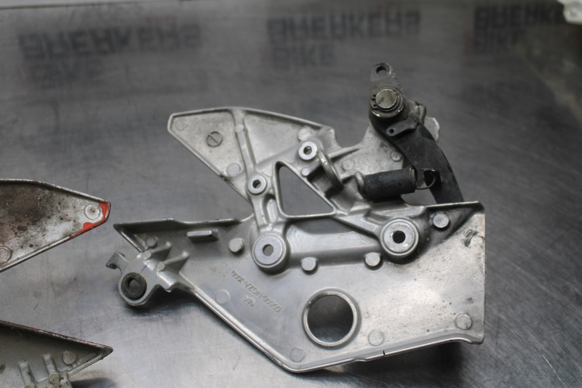 13-15 HONDA CBR500R RIGHT LEFT REARSETS REAR SET DRIVER FOOT PEGS  BB834