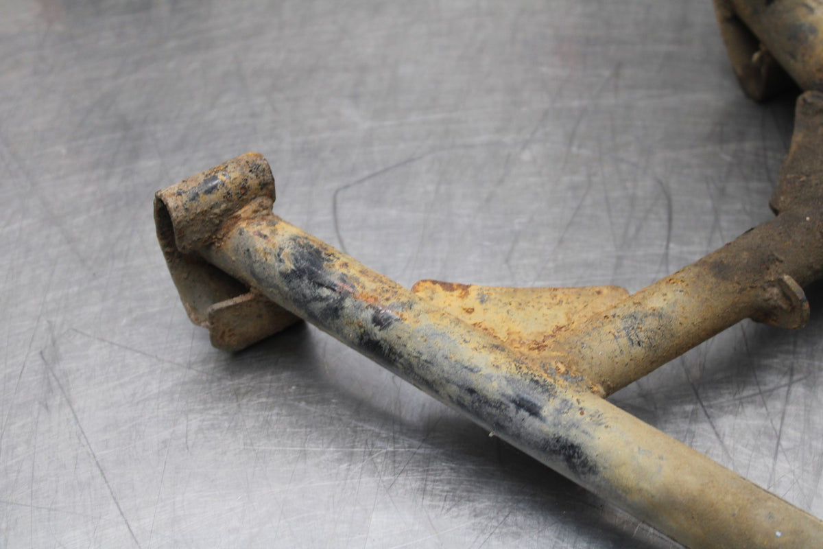 77-79 SUZUKI GS1000 CENTER MAIN STAND BB807