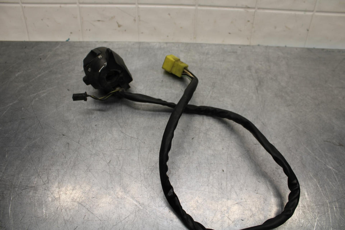1999 Suzuki GSXR600 LEFT CLIP ON HANDLE HORN SIGNALS SWITCH  BB580