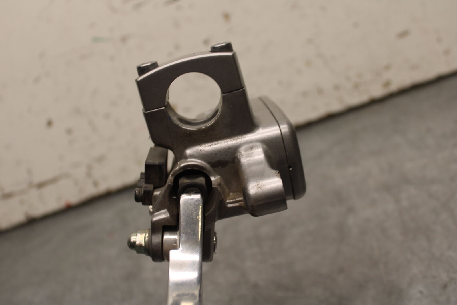 10-13 HONDA SHADOW RS 750 VT750RS FRONT BRAKE MASTER CYLINDER BB718