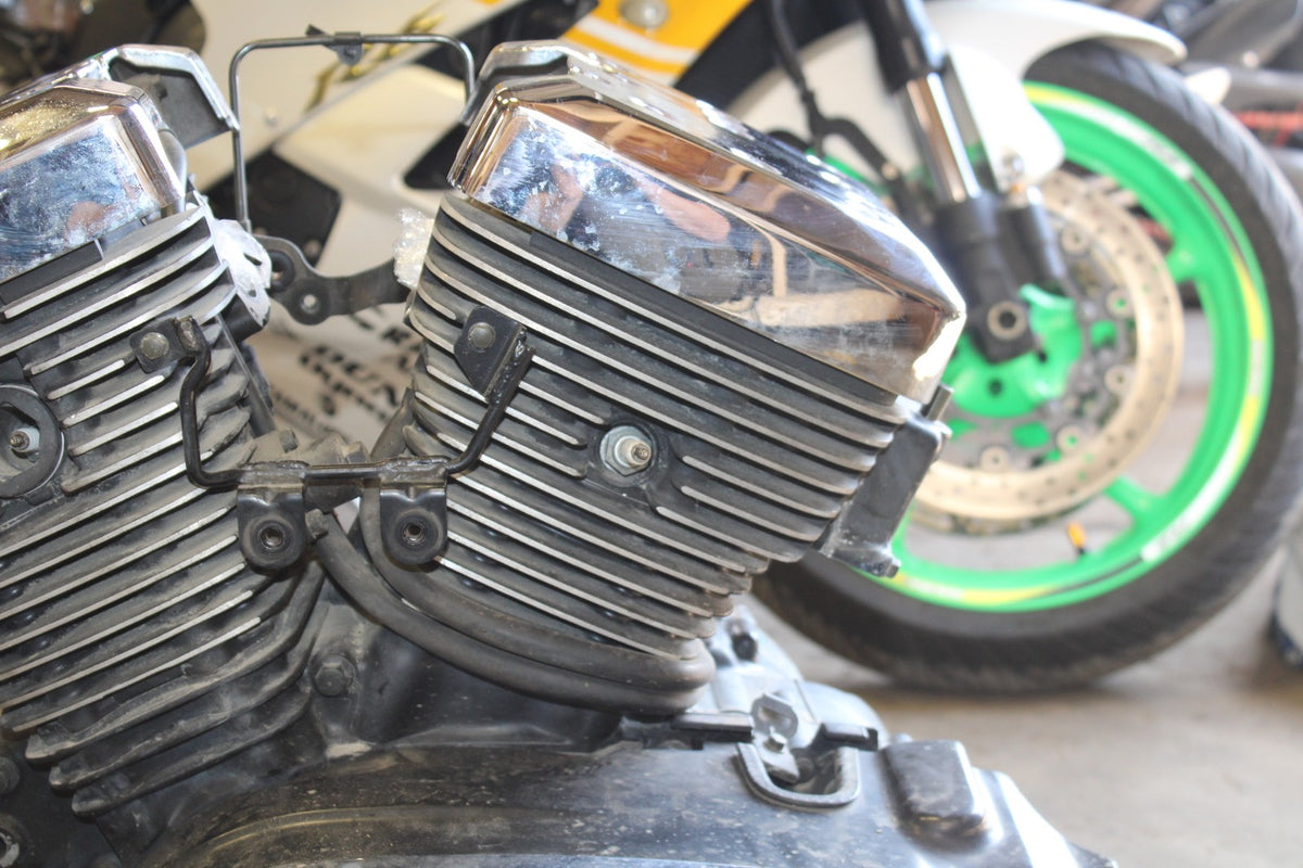 04 KAWASAKI VULCAN 1500 ENGINE MOTOR BB762