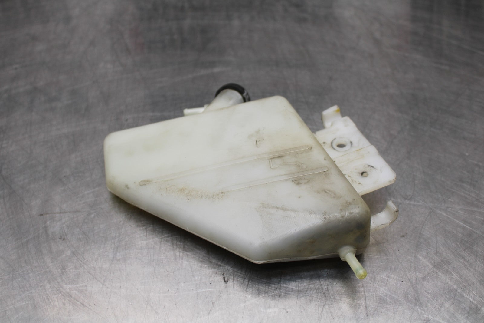 06-07 SUZUKI GSXR 600 COOLANT WATER TANK RESERVOIR BOTTLE BB178