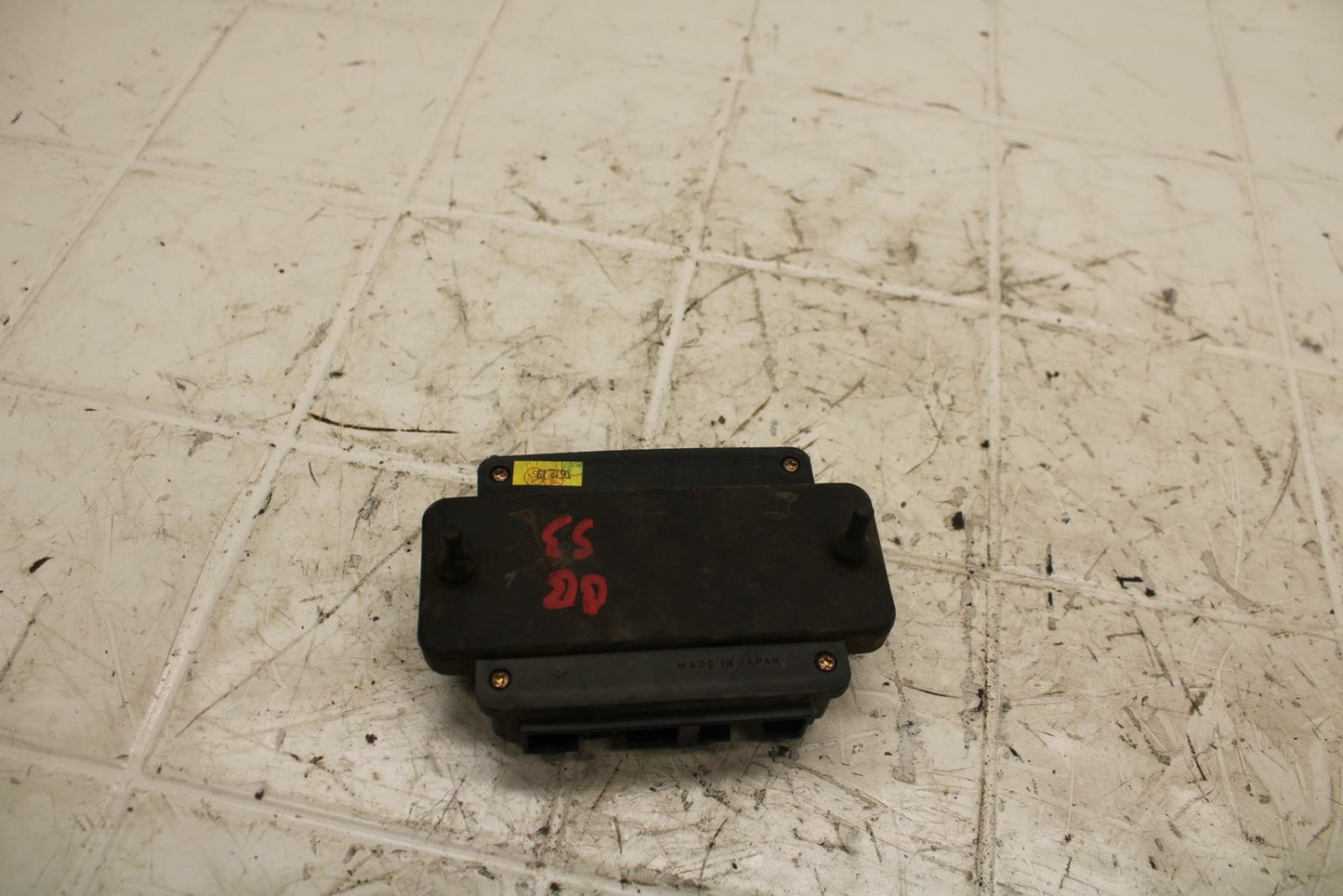 01 KAWASAKI NINJA ZX6R FUSE BOX BB25