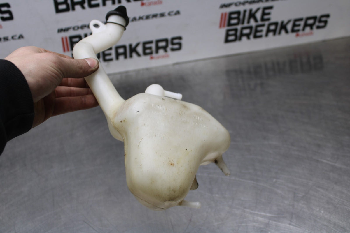 08 HONDA CBR125R COOLANT WATER TANK RESERVOIR BOTTLE BB804