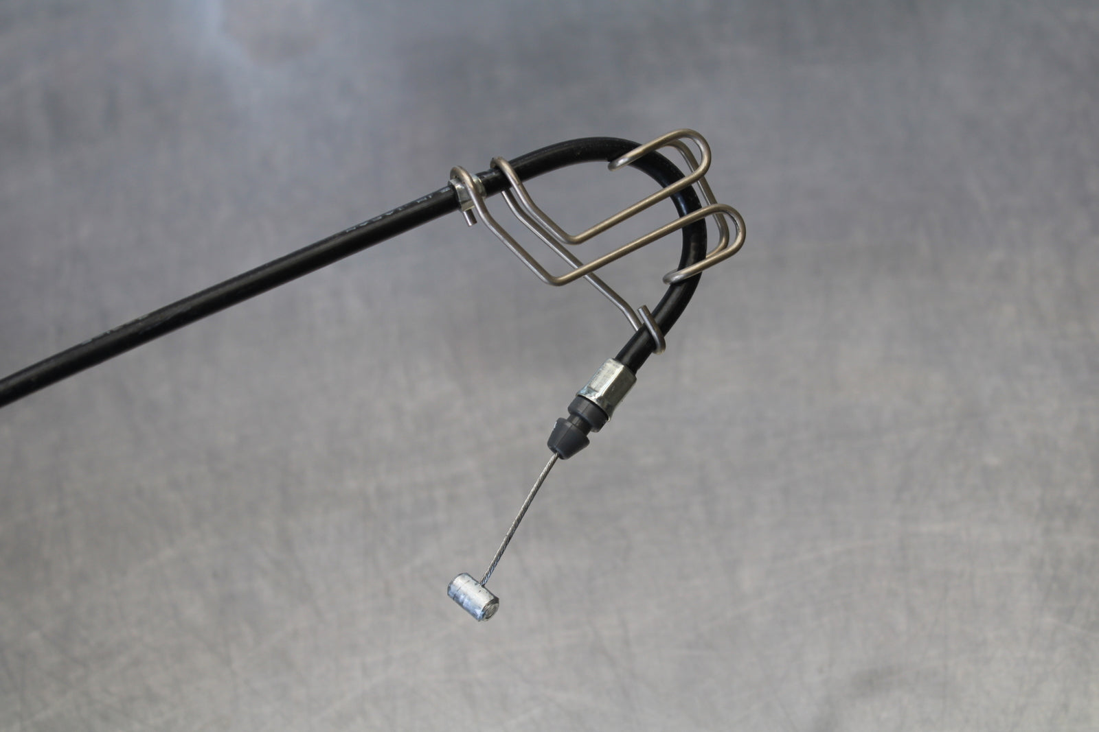 23-24 KAWASAKI NINJA ZX14R REAR PASSENGER SEAT LATCH LOCK ASSEMBLY BB169