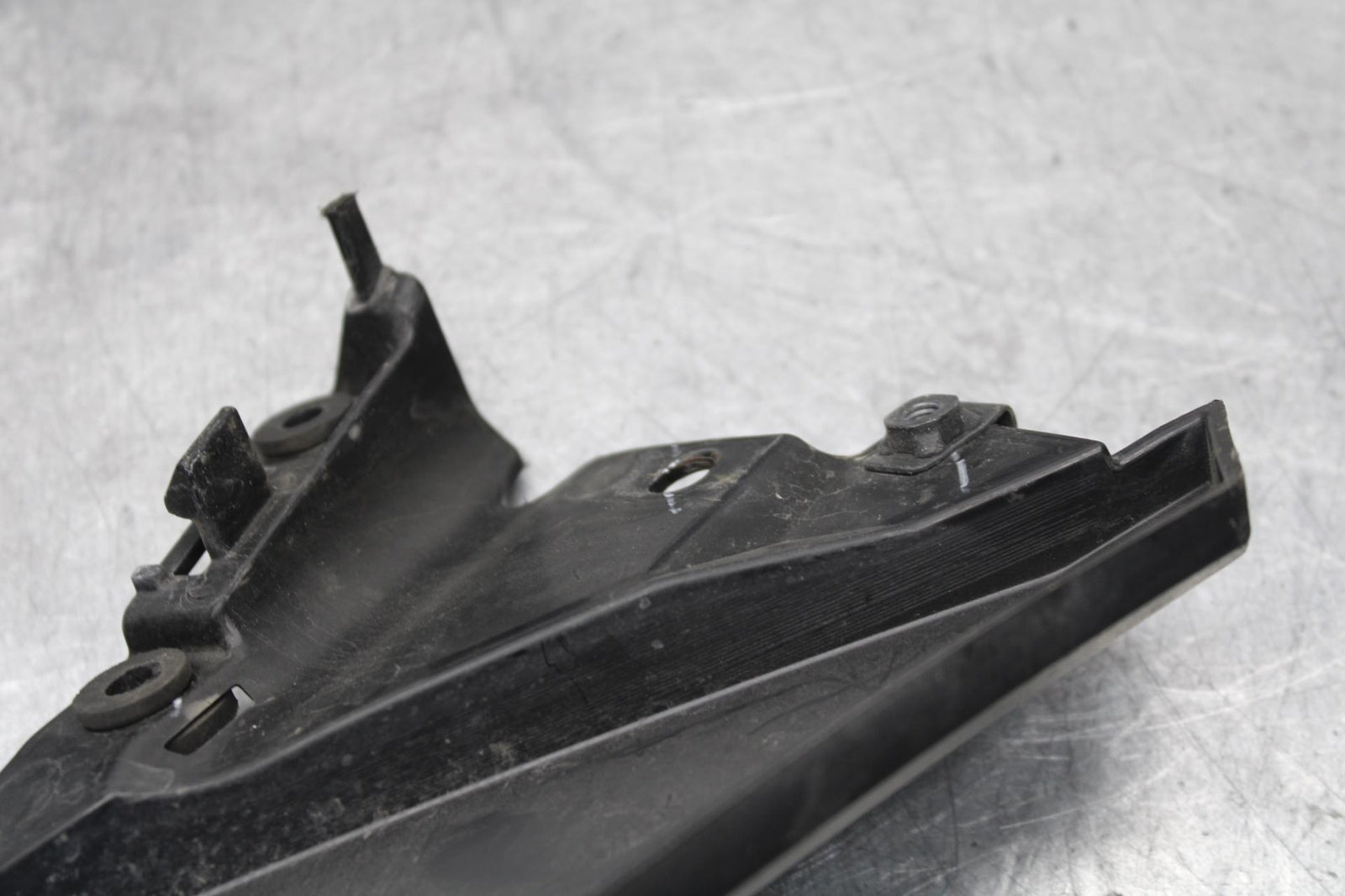 15-16 KAWASAKI EX300 LEFT AND RIGHT SET PAIR GAS TANK FUEL CELL PANEL TRIM BB635