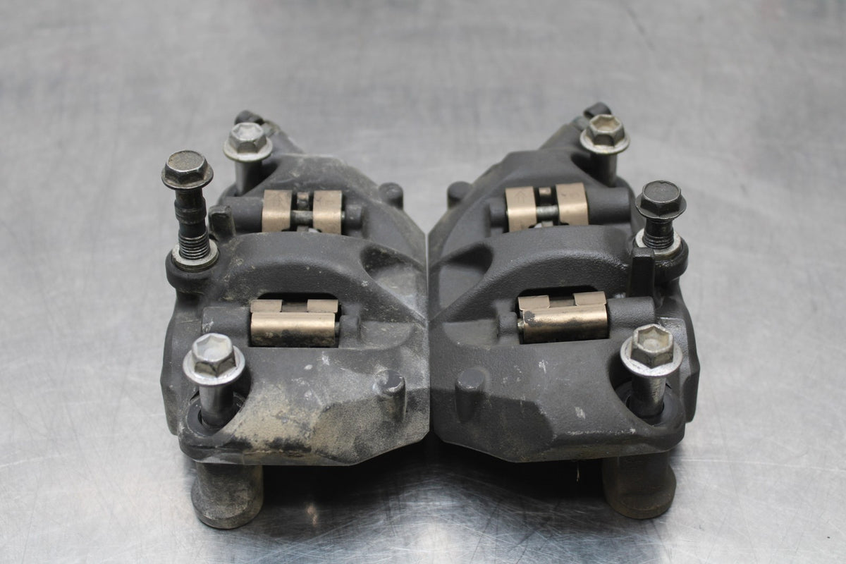 19-23 KAWASAKI NINJA ZX6R RIGHT LEFT FRONT BRAKE CALIPER SET PAIR CALIPERS BB188